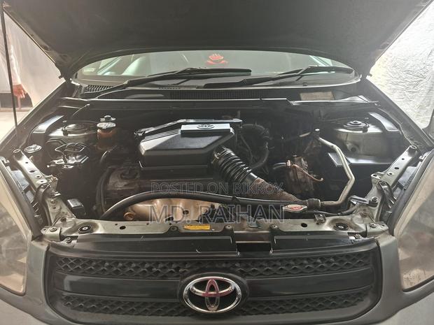 Toyota RAV4 2005 Gray