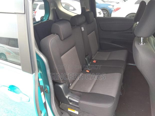 Toyota Sienta G PKG NON HYBRID 2020