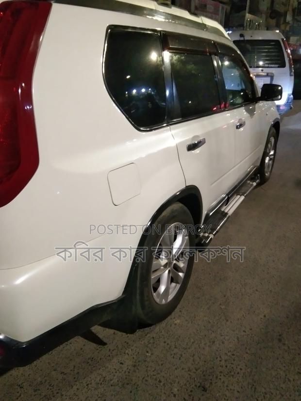 Nissan X-Trail pearl 2011
