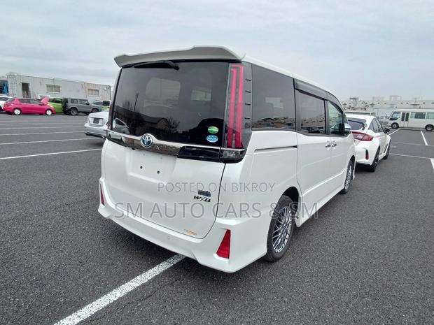 Toyota Noah Hybrid SIWXB Pearl 2021