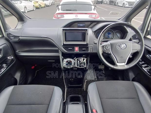 Toyota Noah Hybrid SIWXB Pearl 2021