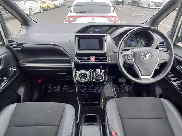 Toyota Noah Hybrid SIWXB Pearl 2021