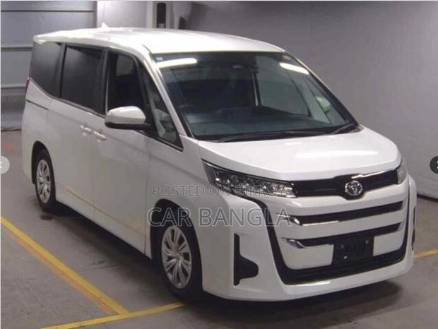 Toyota Noah X_NON_HYBRID 2022