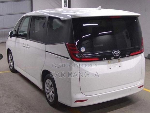 Toyota Noah X_NON_HYBRID 2022