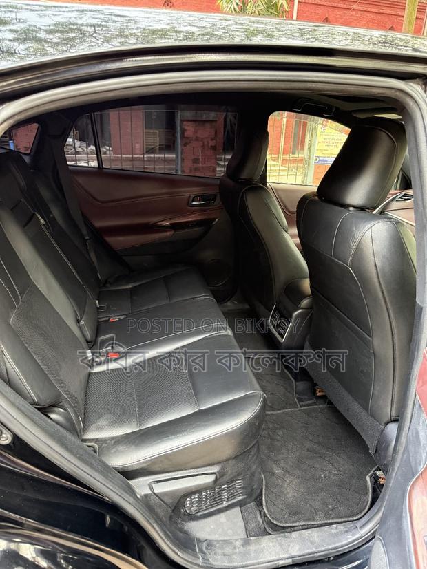 Toyota Harrier advance premium 2015