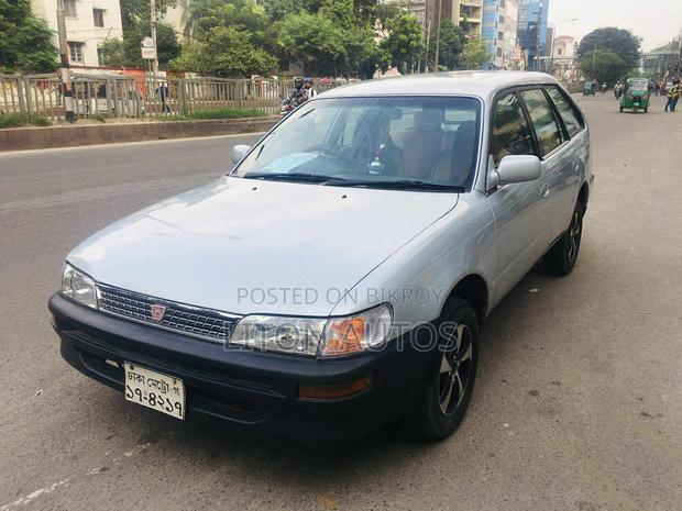 Toyota Corolla 100 STATION WAGON 2003