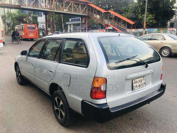 Toyota Corolla 100 STATION WAGON 2003