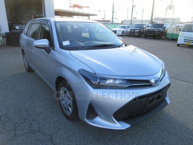 Toyota Fielder EX 2022