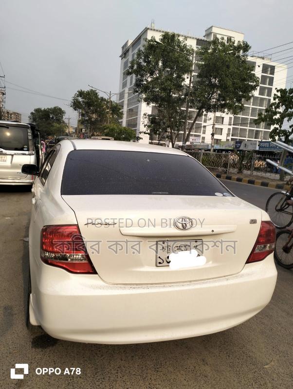 Toyota Axio white 2011