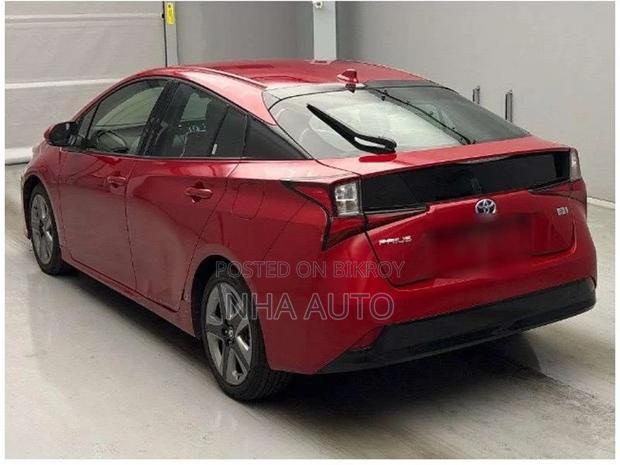 Toyota Prius A TURNING SELECTION 2021