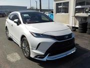 Toyota Harrier Non Hybrid Z Pearl 2021 for sale