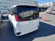 Toyota Noah SZ Hybrid Pearl 2022 for sale
