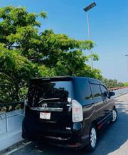 Toyota Noah Si Grade Black 2011 for sale