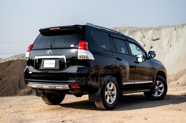 Toyota Land Cruiser Prado 2012 Black