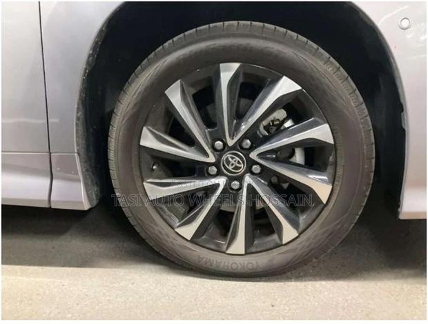 Toyota Noah SZ ALL OPTION 2022