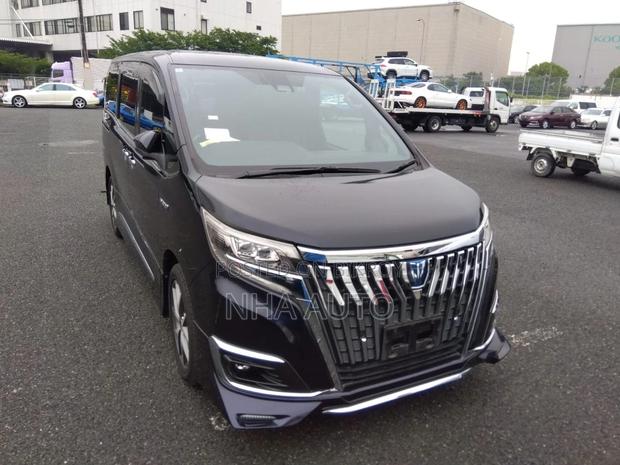 Toyota Esquire GI LEATHER 2020