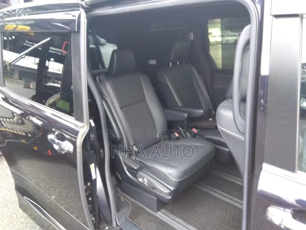 Toyota Esquire GI LEATHER 2020