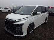 Toyota Voxy SZ Hybrid Pearl 2023 for sale
