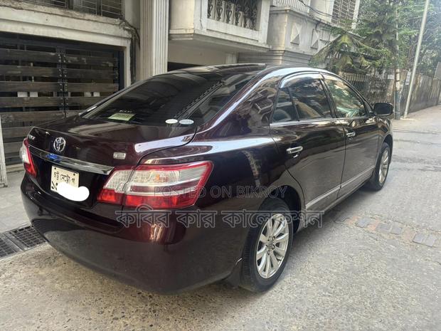 Toyota Premio push start 2011