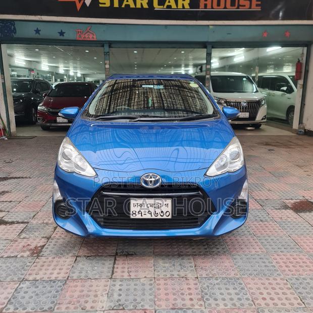 Toyota Aqua Hybrid 2017