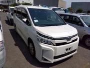 Toyota Voxy V Pkg Non Hybrid 2020 for sale