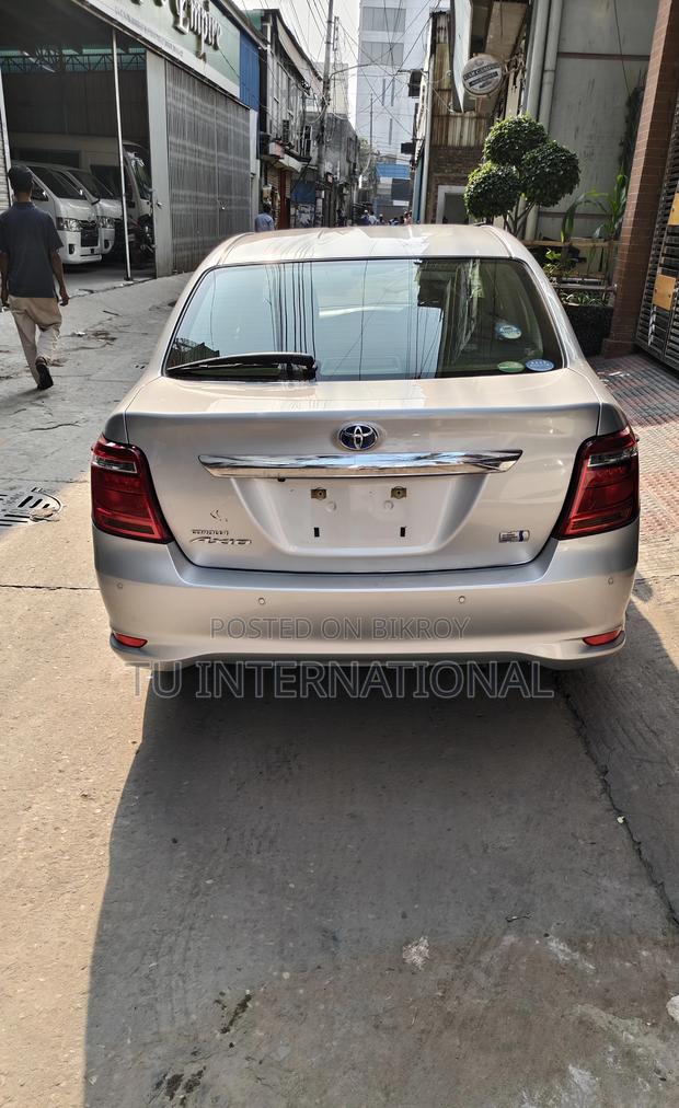 Toyota Axio HYBRID-EX.. 2020