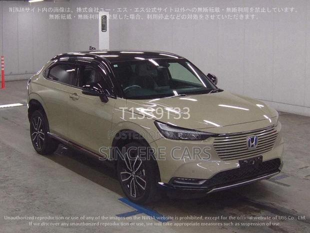 Honda Vezel E PLAY PKG 4.5 POINT 2020