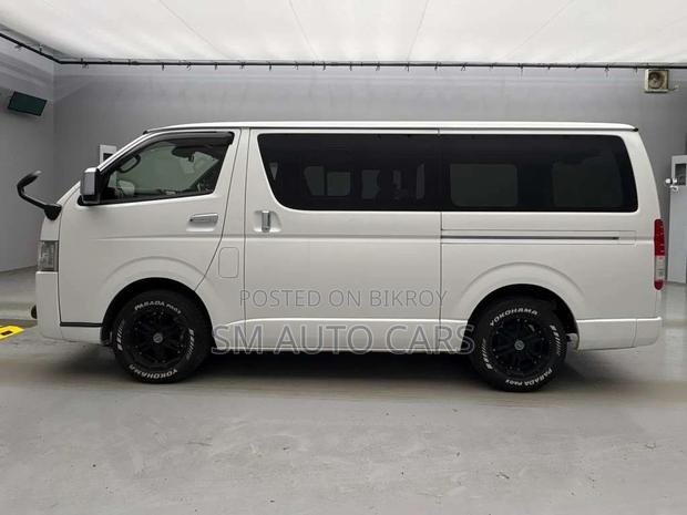 Toyota Hiace Super GL Dark Prime2 2021