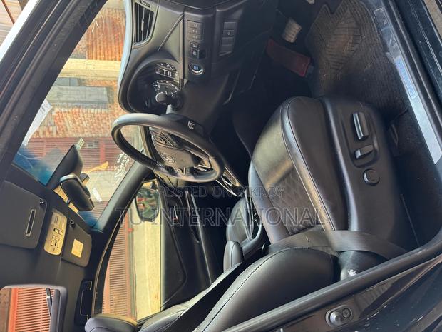 Toyota Harrier premium pkg-non hv 2020