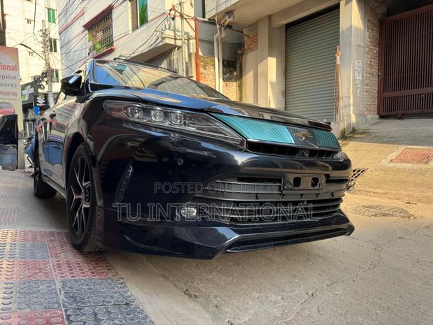 Toyota Harrier premium pkg-non hv 2020