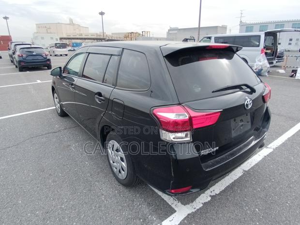 Toyota Fielder Ex 2020