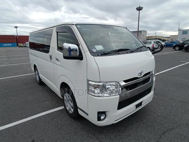 Toyota Hiace SUPER GL 2020