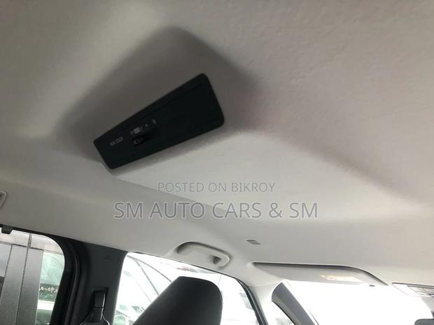 Toyota Noah Hybrid New G Black 2022