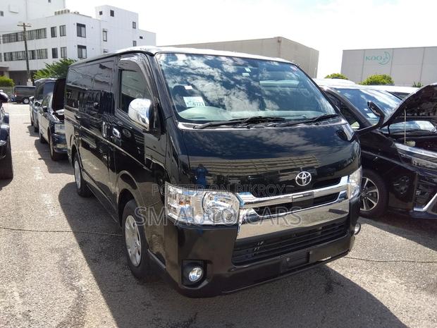 Toyota Hiace Super GL Black 2020
