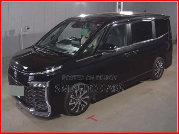 Toyota Voxy Hybrid SZ Black New 2023