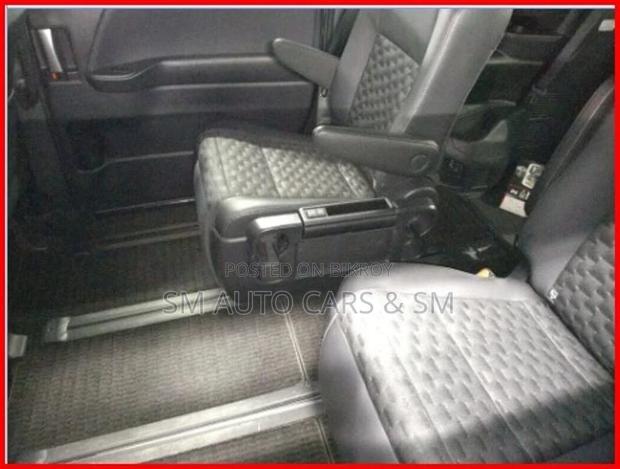 Toyota Voxy Hybrid SZ Black New 2023