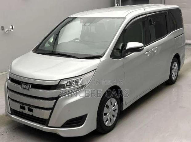 Toyota Noah X NON HYB 1DOOR PWR 2020
