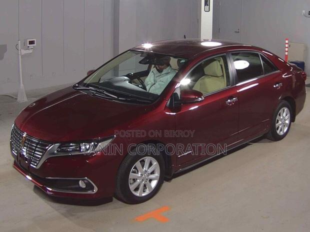 Toyota Premio F-EX 2021