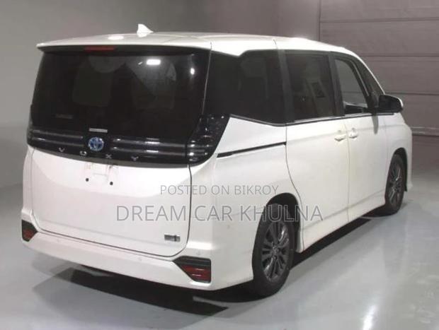 Toyota Voxy SG Hyb 360cam 2022