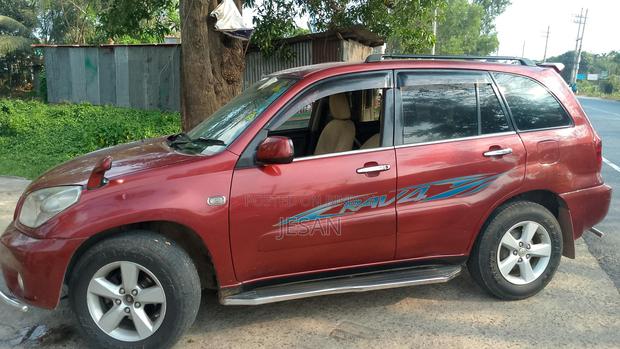 Toyota RAV4 ` 2004