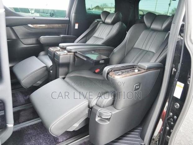 Toyota Alphard Executive Lounge 2022