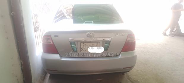 Toyota Corolla x 2004