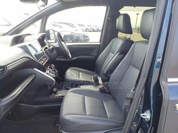 Toyota Esquire GI Micablue 2021