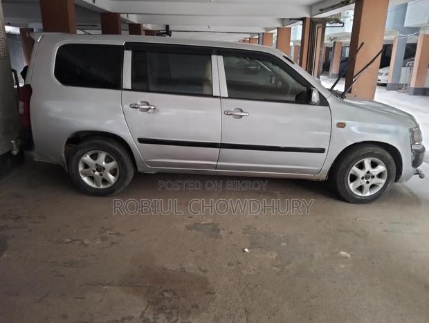 Toyota Probox 2004