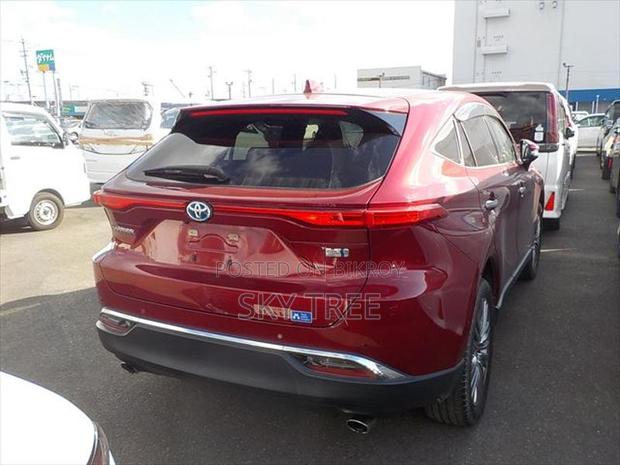 Toyota Harrier Z Pack. 2021