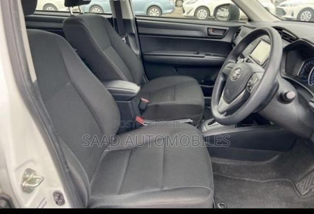 Toyota Axio Ex 2021