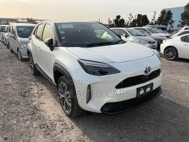 Toyota Yaris Cross Z Pearl/Black 2Tone 2021