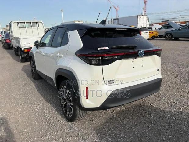 Toyota Yaris Cross Z Pearl/Black 2Tone 2021