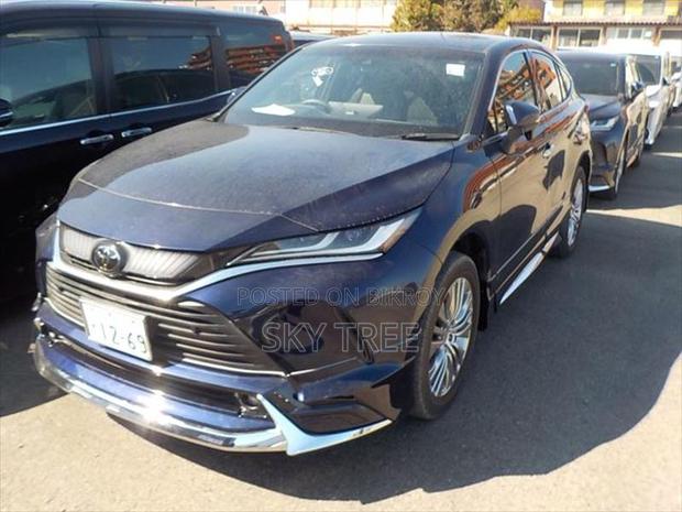 Toyota Harrier Z-Pack. 2021