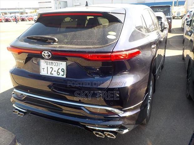 Toyota Harrier Z-Pack. 2021